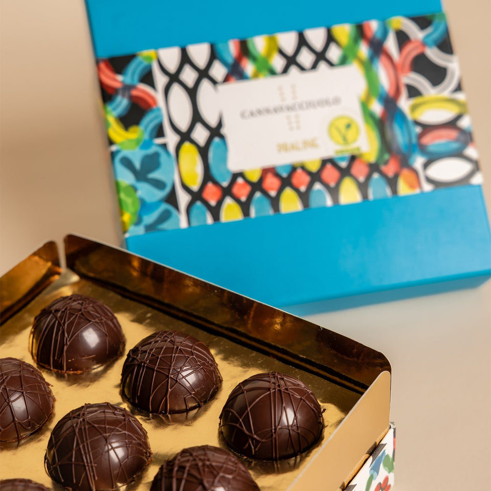 Praline del Laboratorio Cannavacciuolo nella confezione regalo aperta
